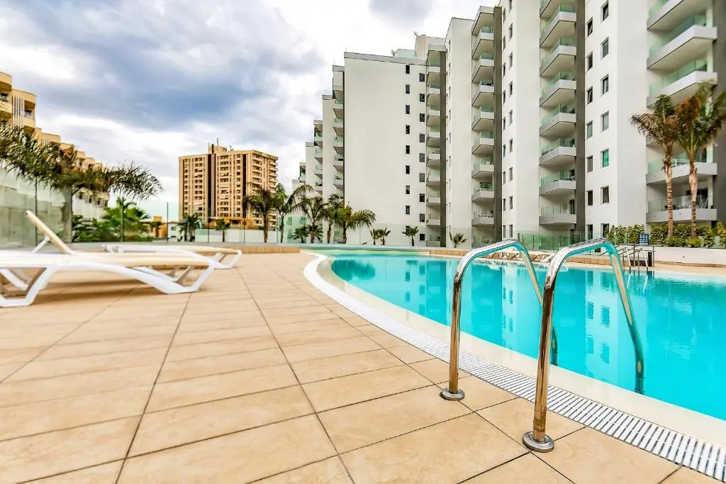 Ocean Garden Apartment With Seaview.