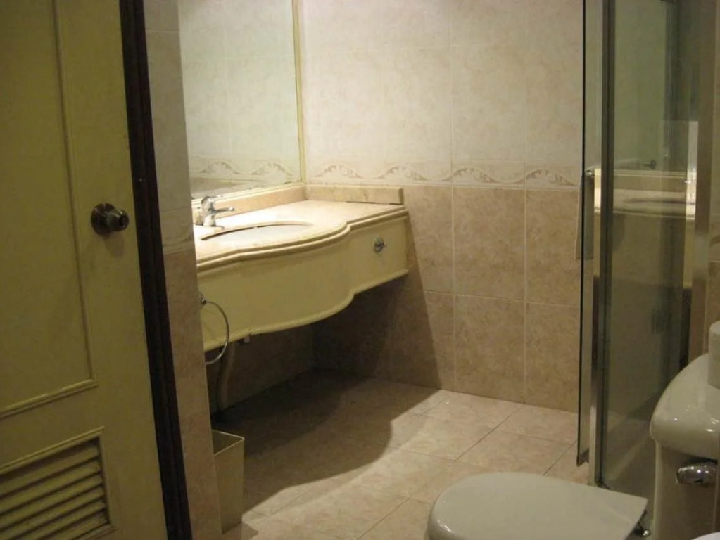 Casuarina Hotel