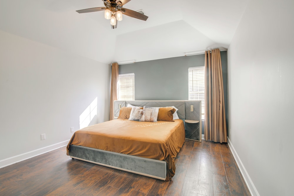 Walk to the Greenline: Sleek Cordova Home w/ Patio