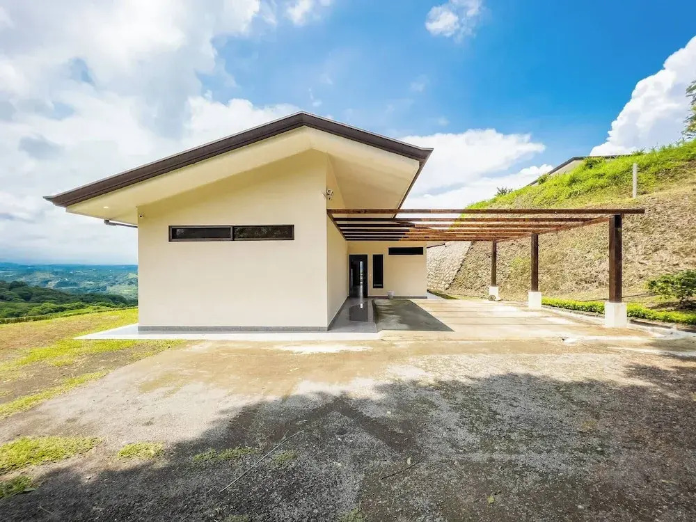 Journeys End-stunning Views In Gated Community