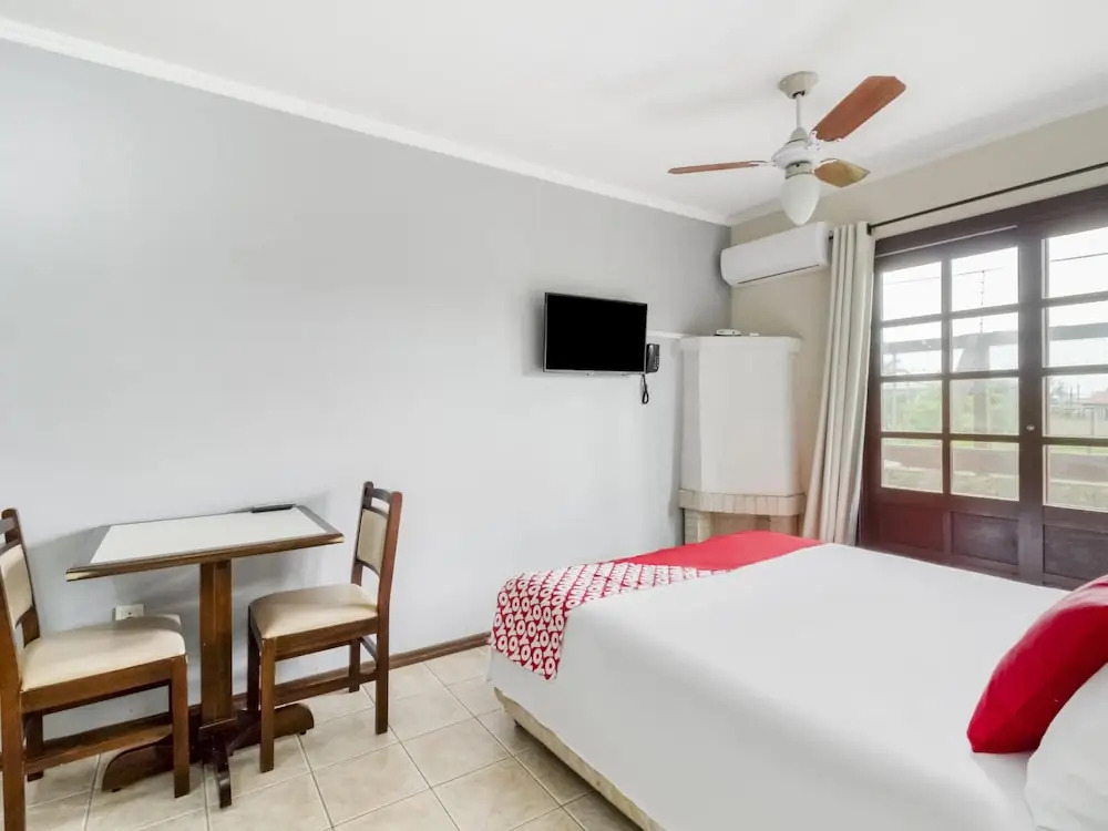 Hotel Serramar