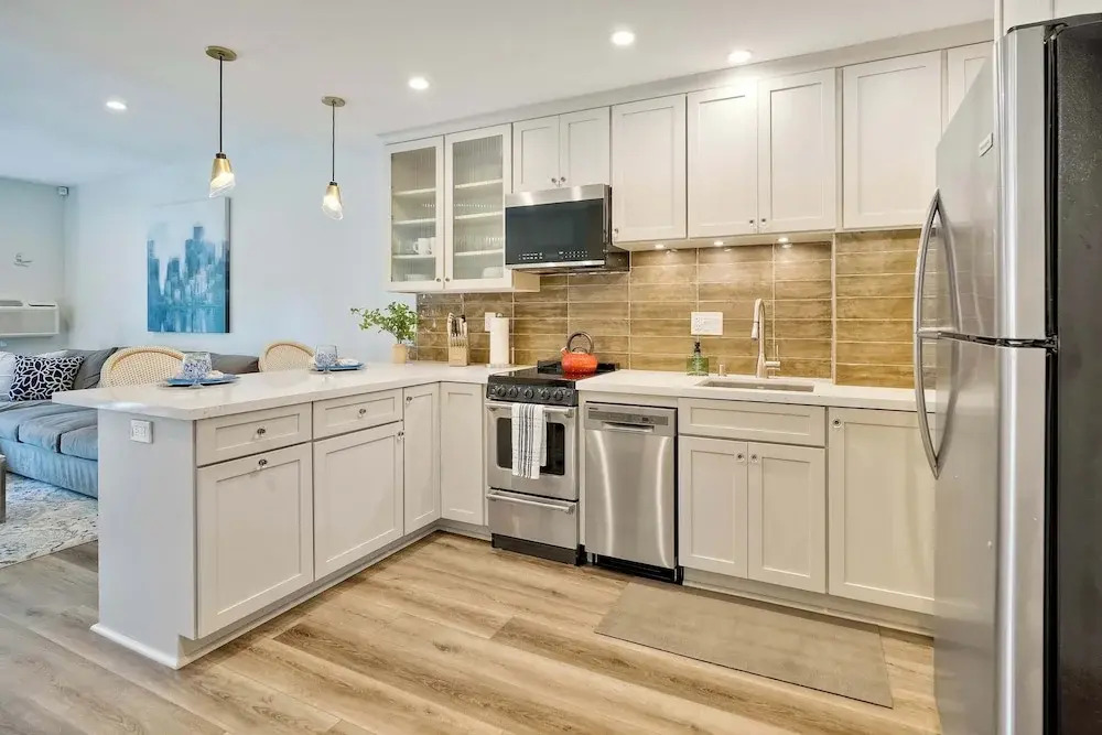 La Costa Comfort - Resort-style Living for 2