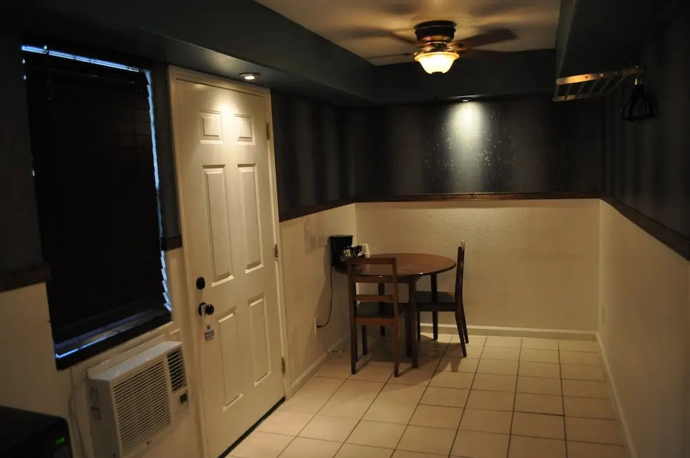 K7 Bed & Breakfast