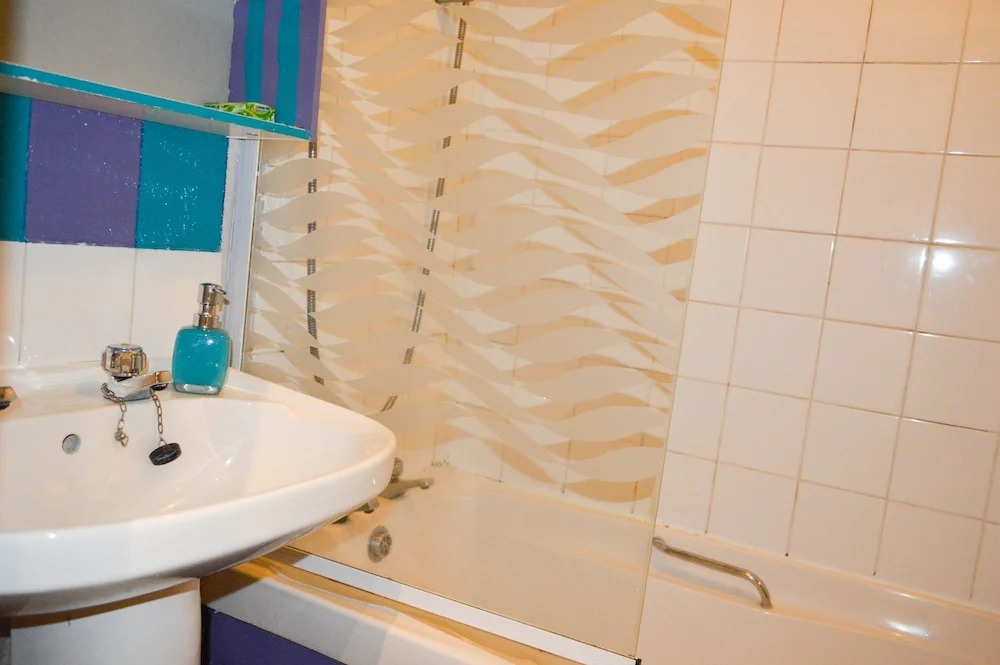 Cosy 2 Bedroom Apartment in Edinburgh