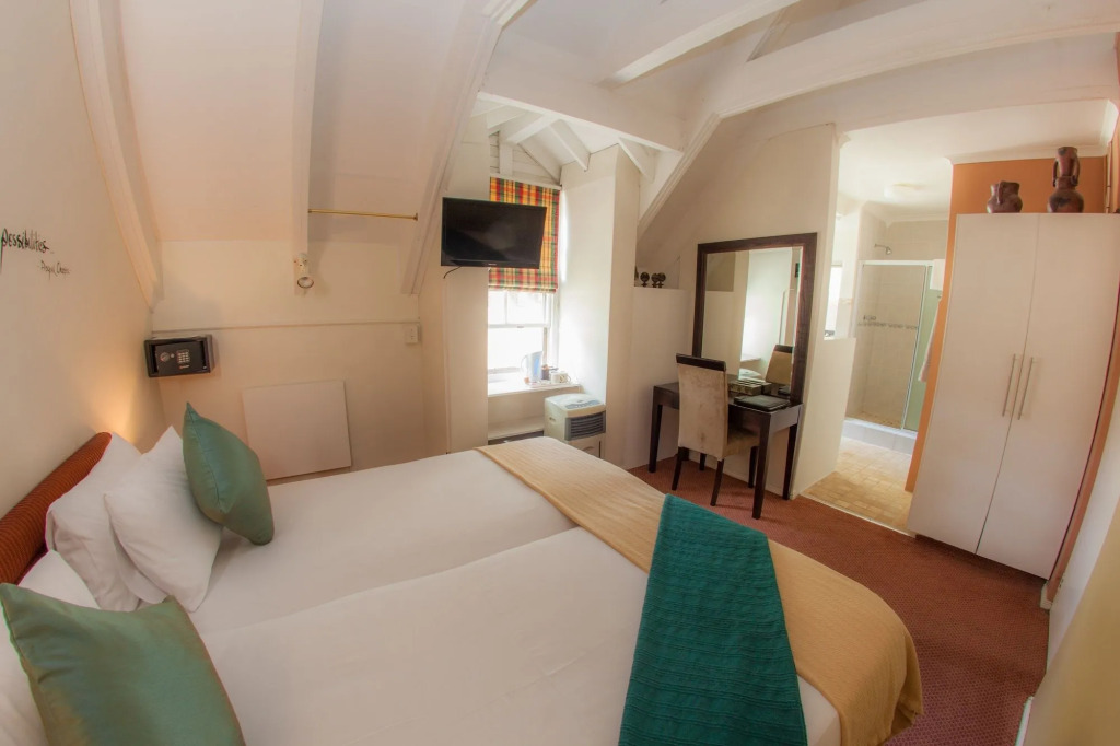 Somerset Villa Guesthouse