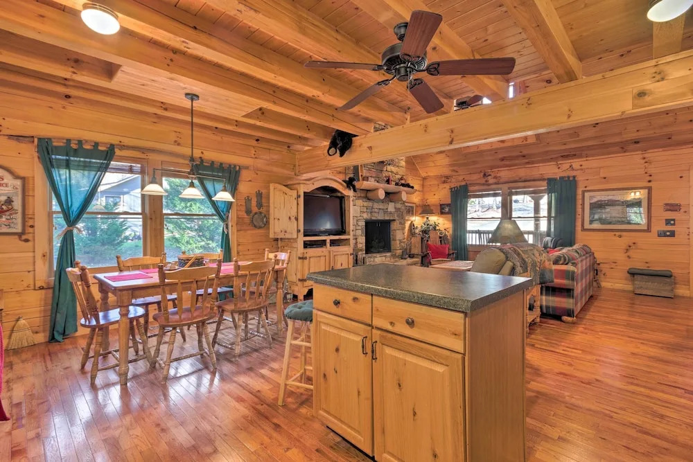 Lake Lure Log Cabin w/ Grill, Near Hiking