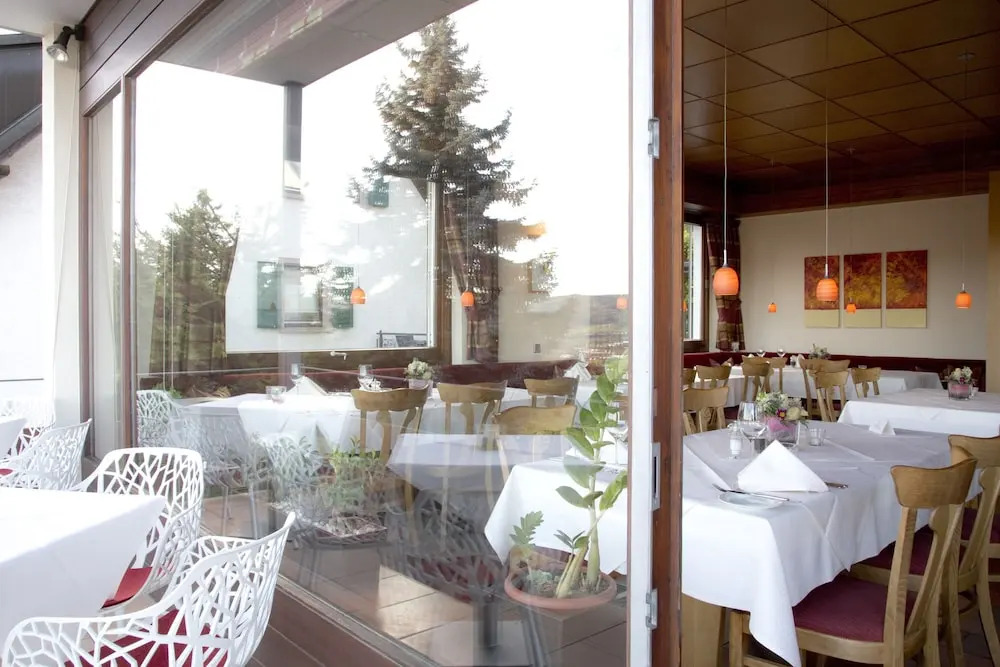 Restaurant-Hotel Maien
