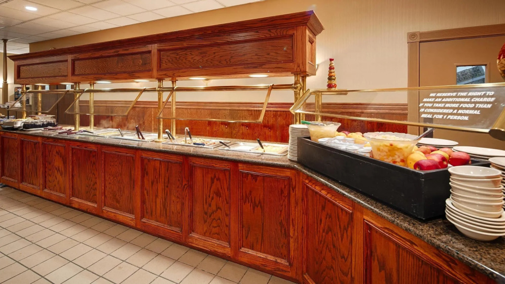 Best Western Forest Inn