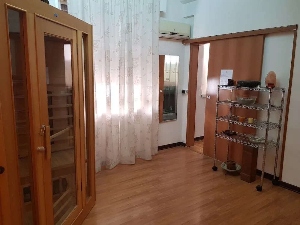 Rooms2Rent