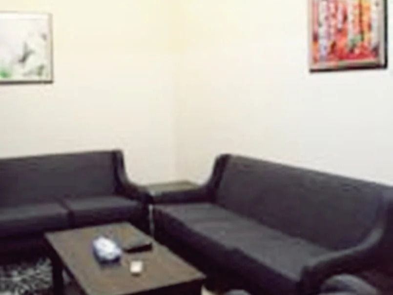 Platinum Express Hotel Suites