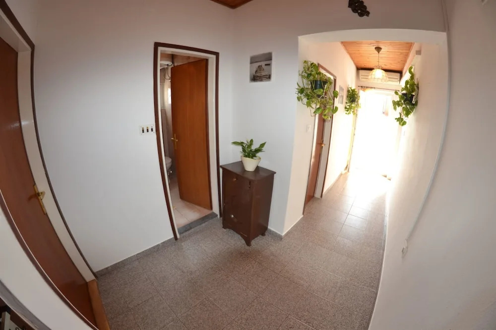 Apartments D. Matahlija