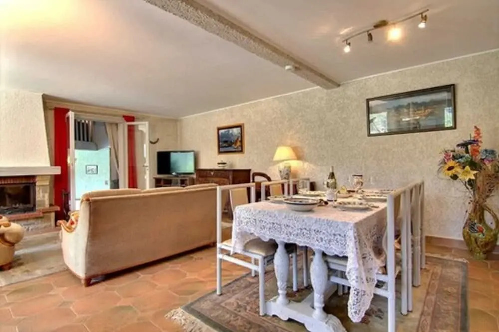 Magnifique Villa,Calme,Vue dégagée,Piscine,Parking,Wifi,Clim