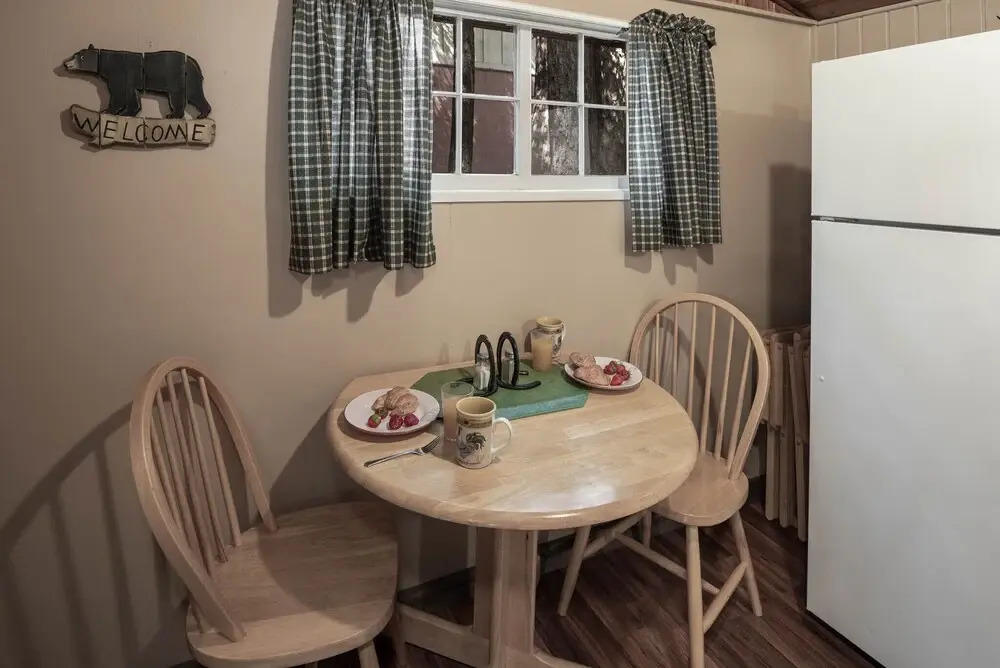 Cozy Bear Cabins