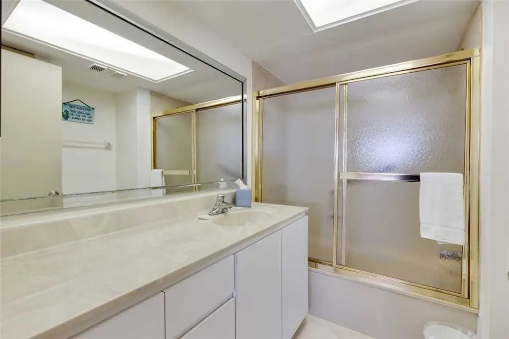 Carlos Pointe 213 - Two Bedroom Condo