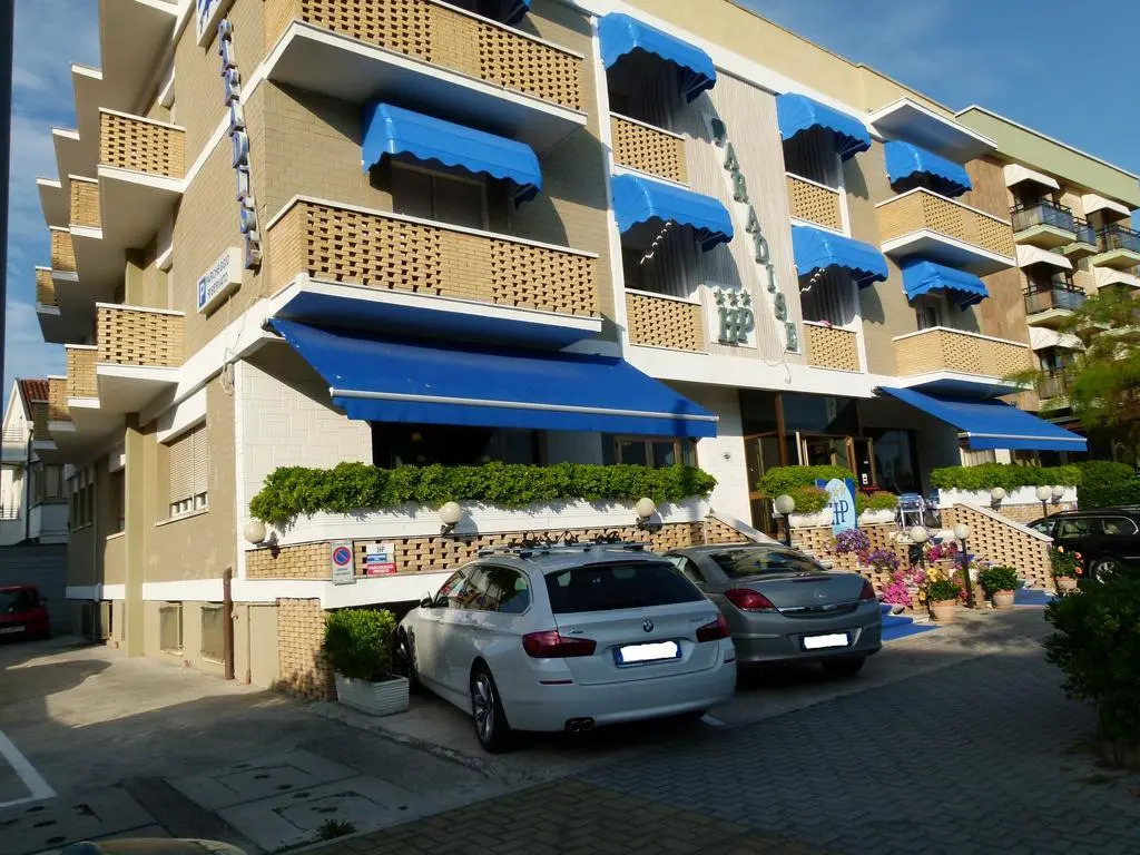 Hotel Paradise