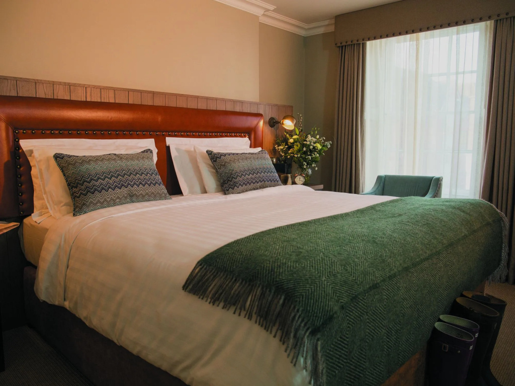 The White Horse - A Heartwood Inn