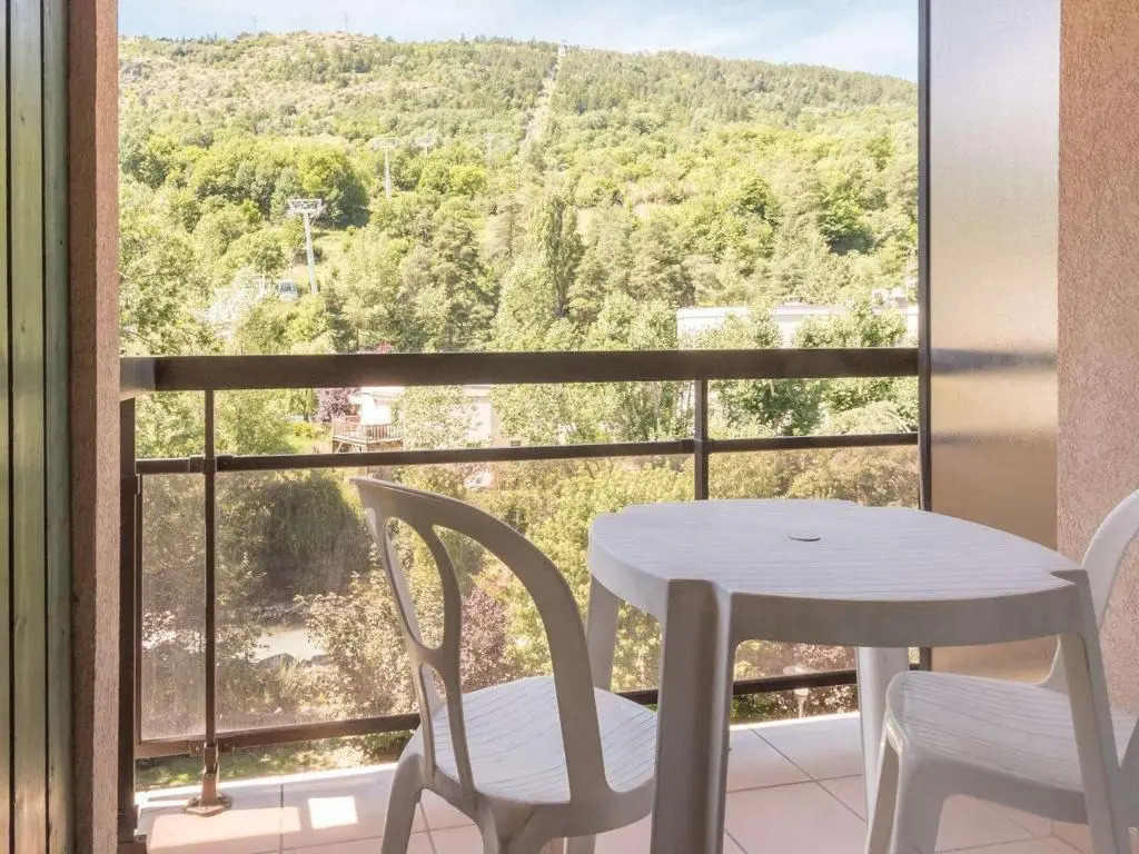 Appartement Briançon, 2 pièces, 6 personnes - FR-1-330C-16