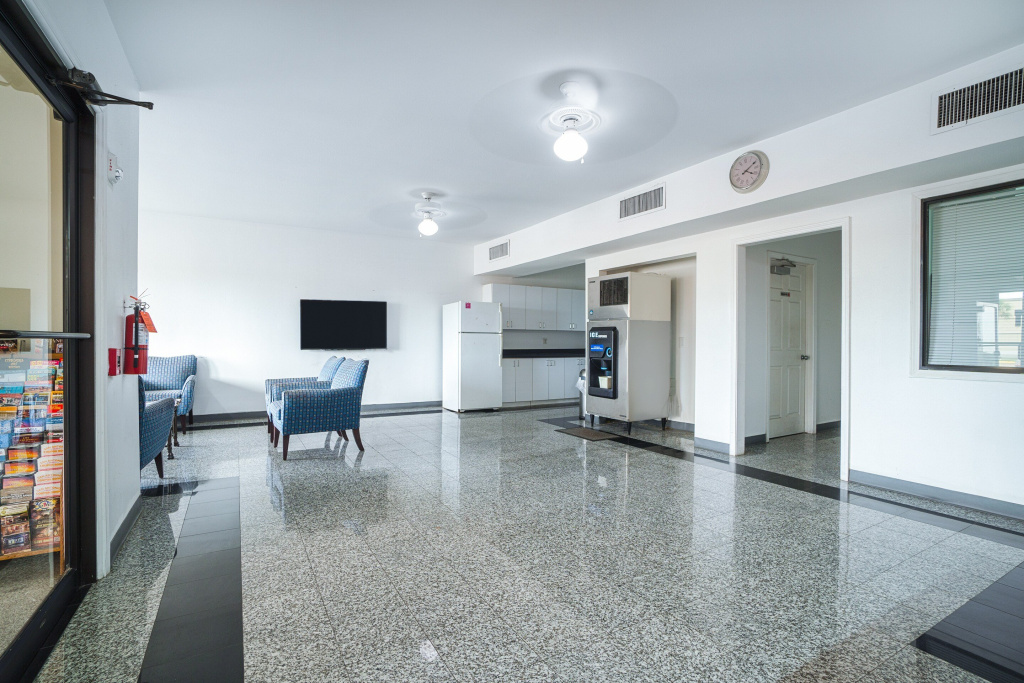 Island Inn By OYO Galveston Beach, TX