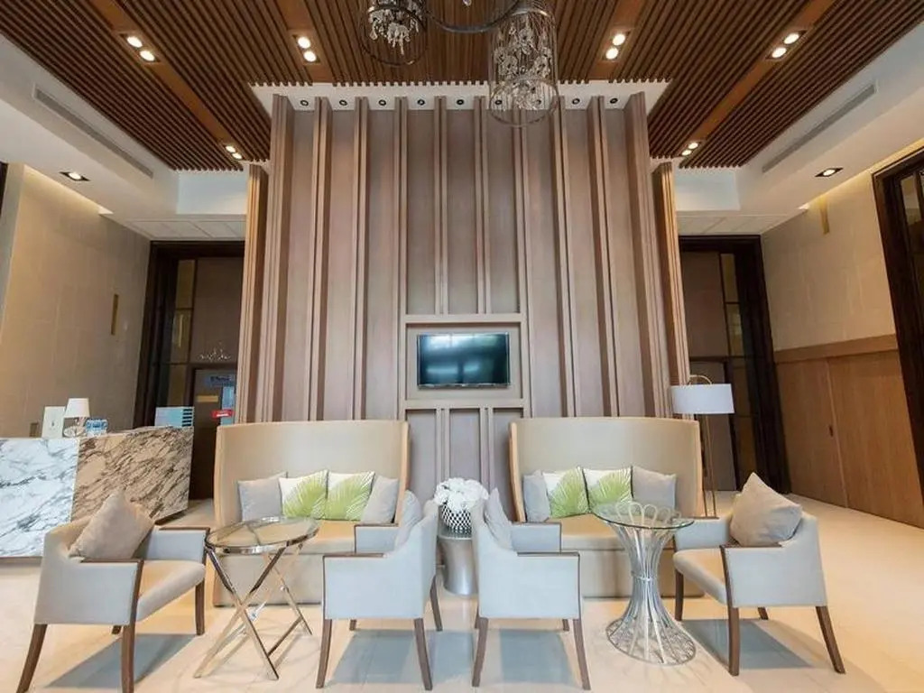 Brand New Luxury 1 Br Near 2mrt 2bts 3 Shopping