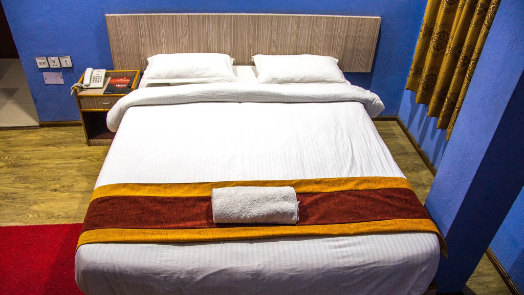 OYO 789 Hotel Shivam Plaza