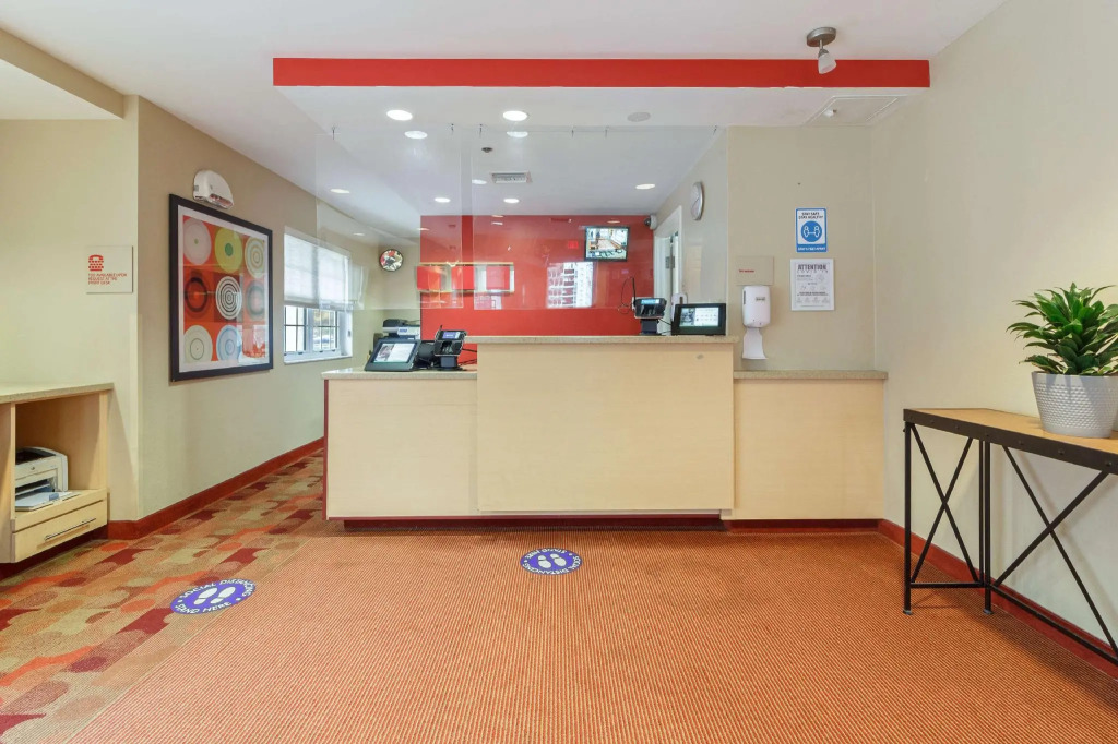 Extended Stay America Suites - Norfolk - Virginia Beach