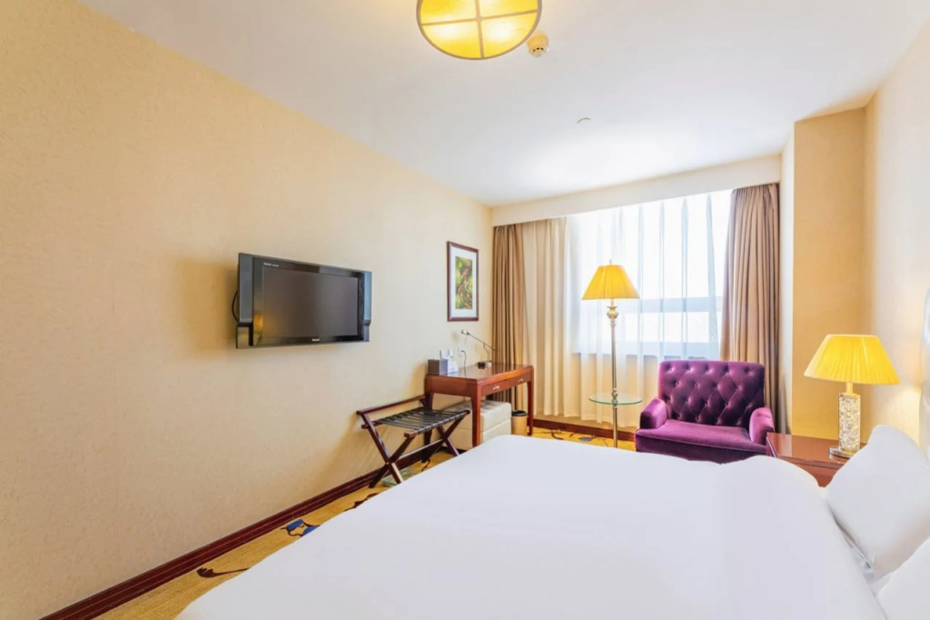 Sweetland Hotel