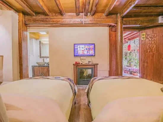 Lijiang Xianghe Yunduo Inn