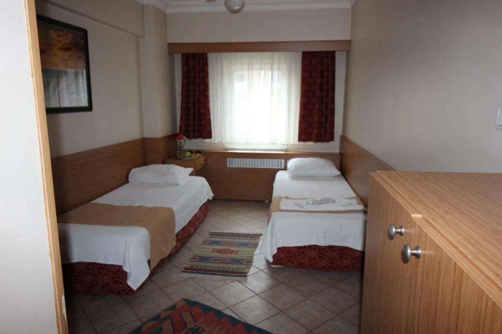 Kadikoy Otel