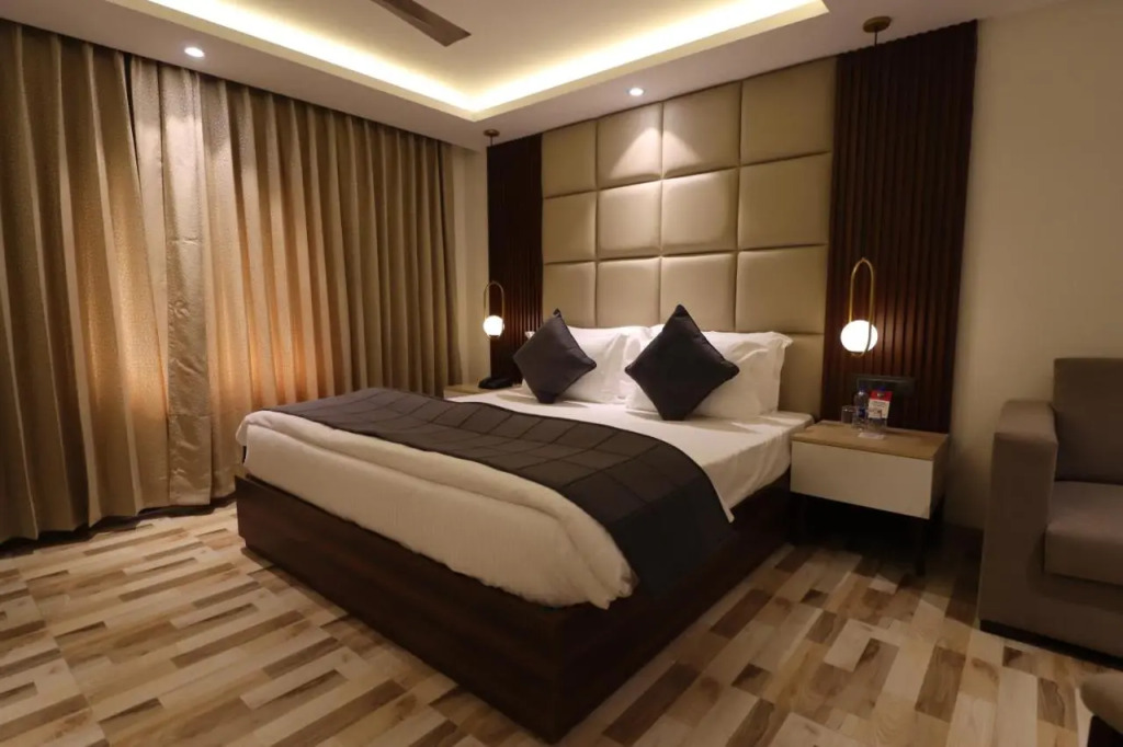 Mastiff  Hotel Dhanbad