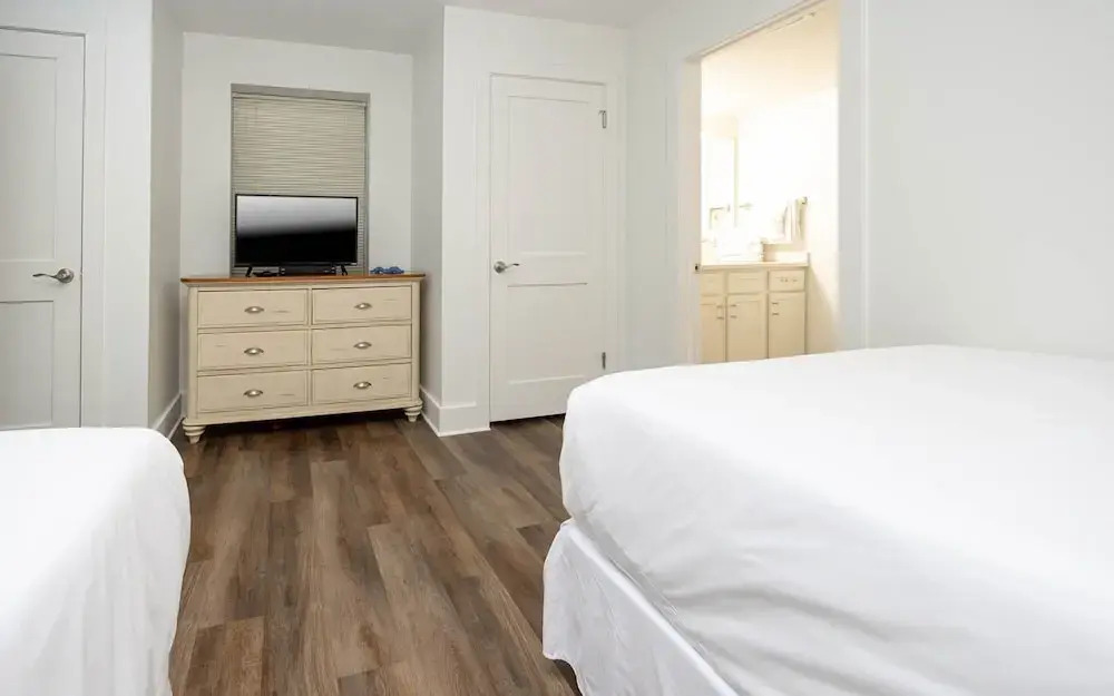 Phoenix East 2 2104 2 Bedroom Condo