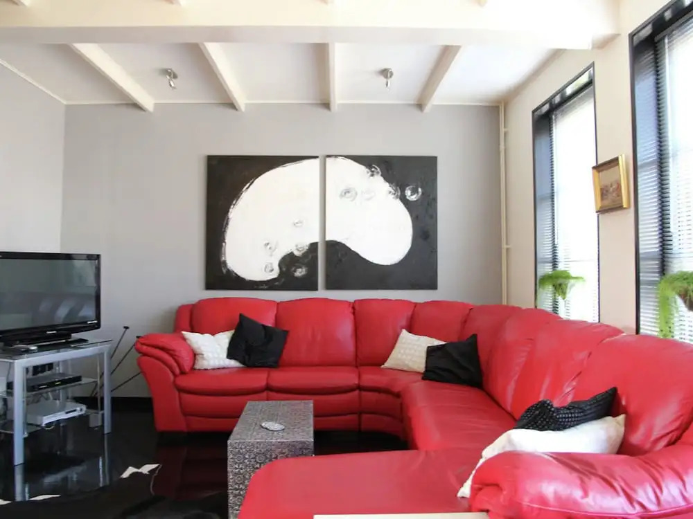 Spacious Villa near Sea in Bergen