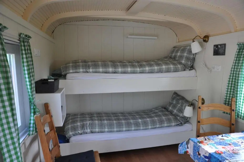 Your nice waggon at the Cow's Paradise