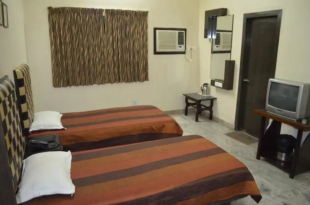 Hotel RK Palace