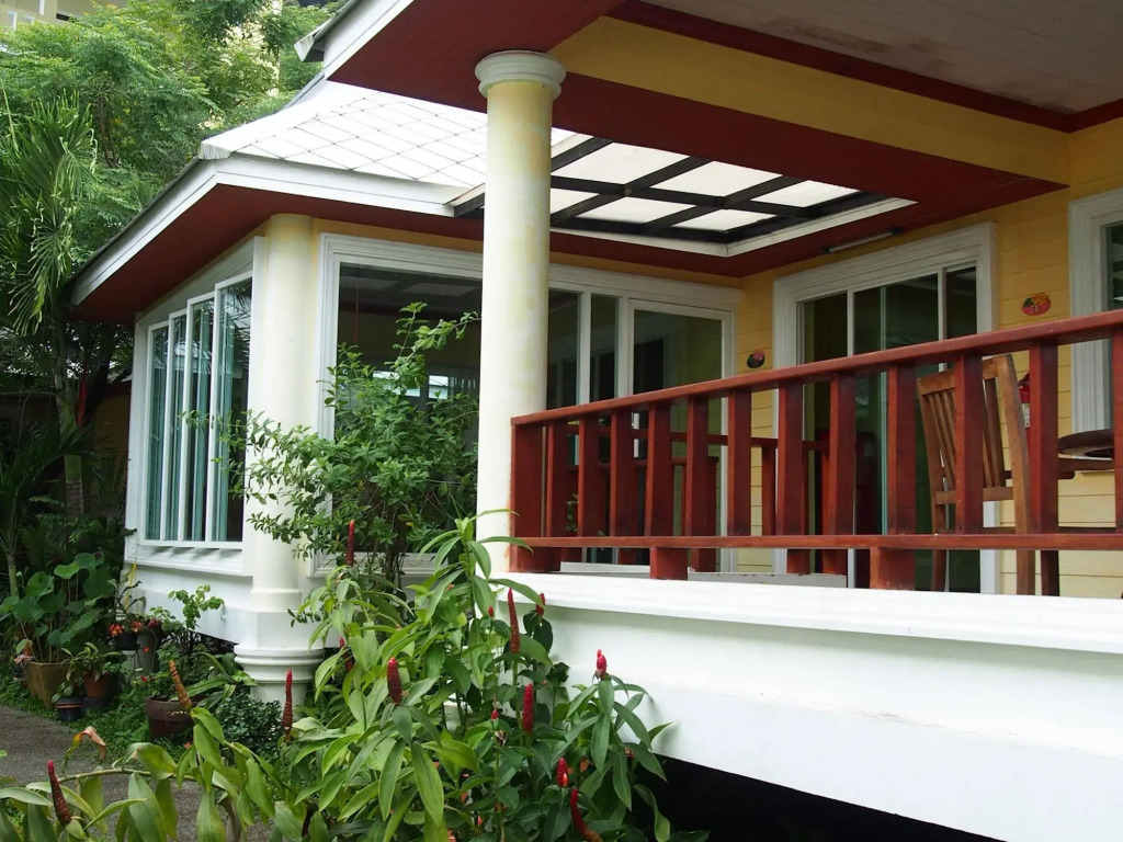 Lemon House