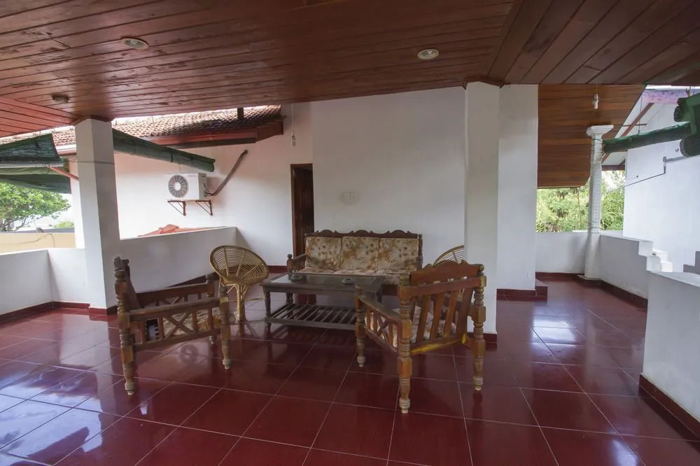 Casa Hikka Villa