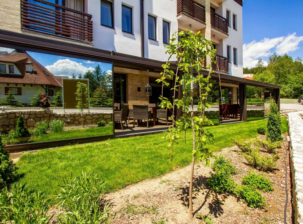 Hotel MIR