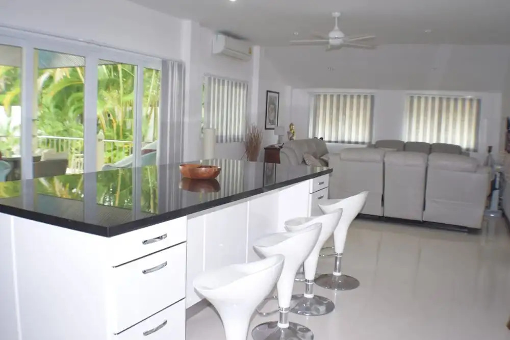 Very large Villa suitable for a large group up to 10 people or even 2 families