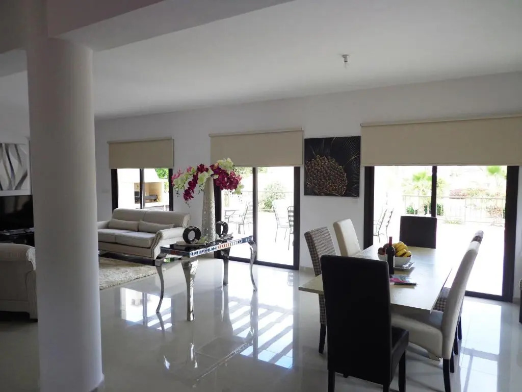 Venus Residence