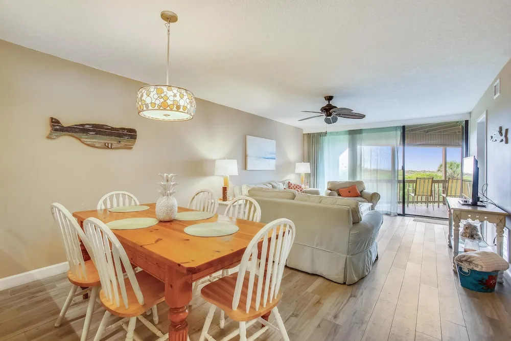 Oceanfront Bliss: Night of Lights Getaway!