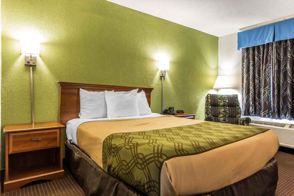 Economy Inn