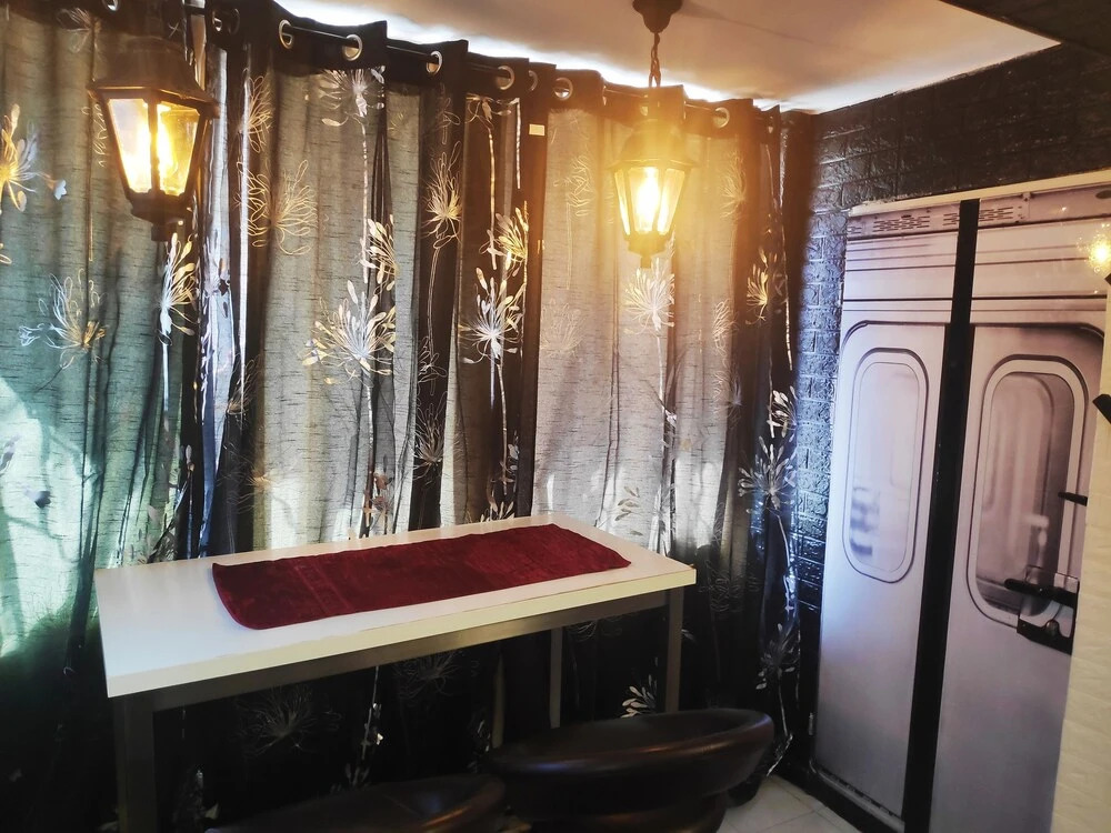 Premium Studios Carmel Market