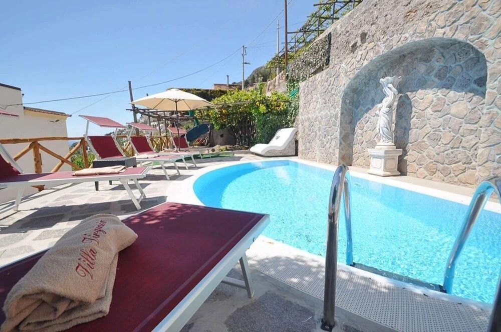 Amami Viaggi - Villa Virginia