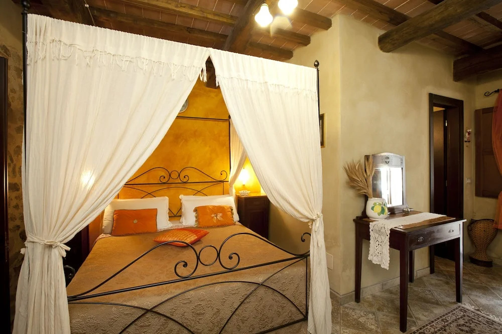 OASI LIGNANA Country Chic Apartments, nestled in a 40-hectare estate