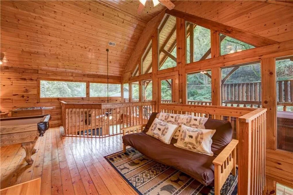 Fountain of Youth 2 Bedroom with Creek View
