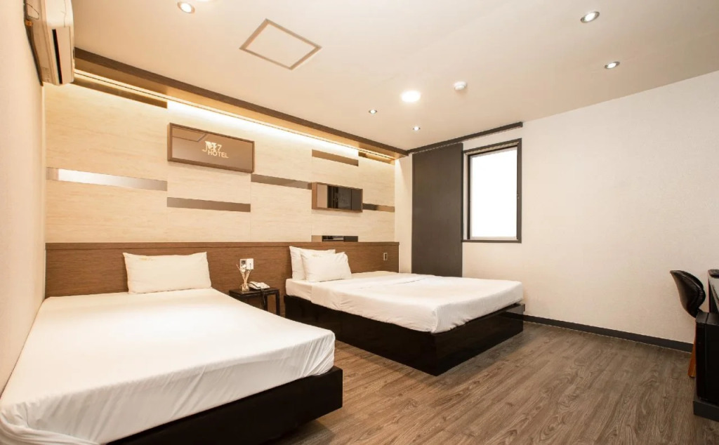 M7 Business Hotel