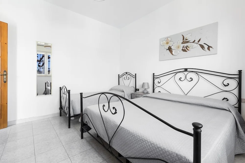 3789 Villetta Stella Castiglione by Barbarhouse