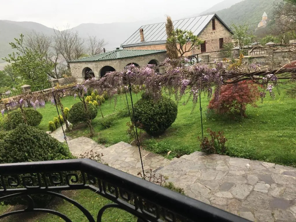 Villa Ananuri