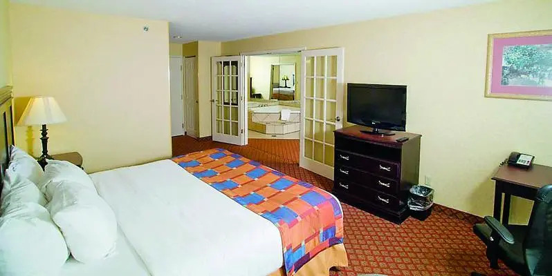Quality Inn & Suites East