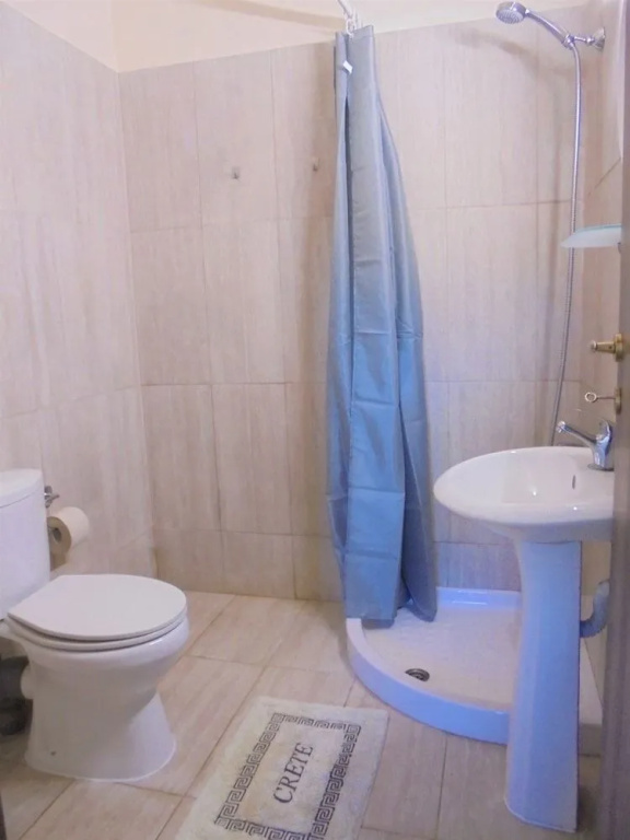 Yannis Residences