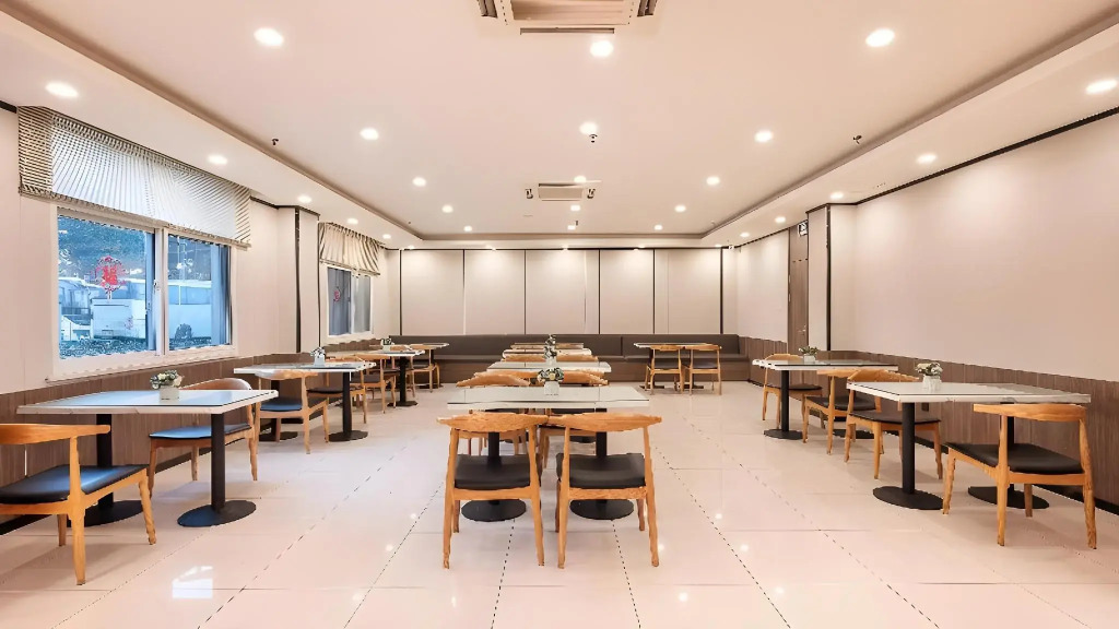Hanting Hotel Shanghai Pudong Airport Free shuttle bus